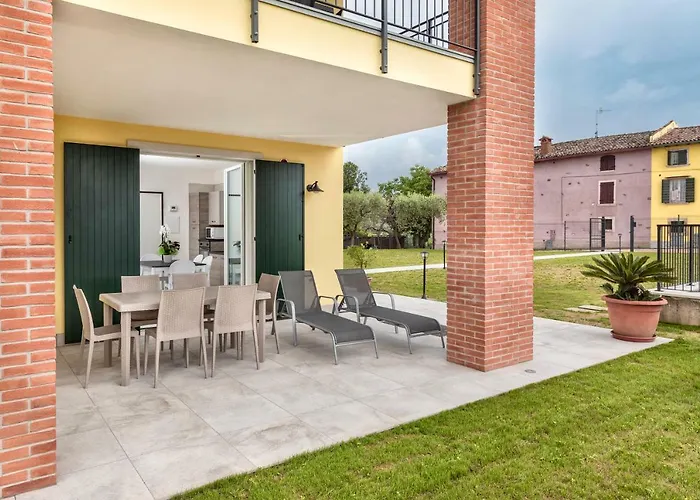 Giuliana Apartment *